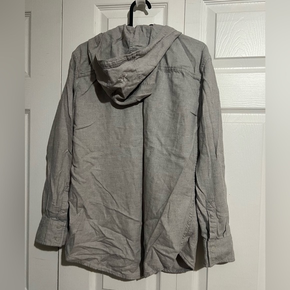 TNA - Picture 2 of 3